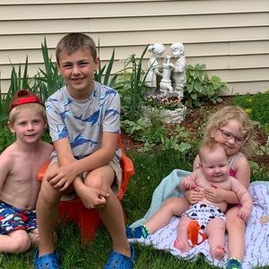 Meet your Posher, Amy